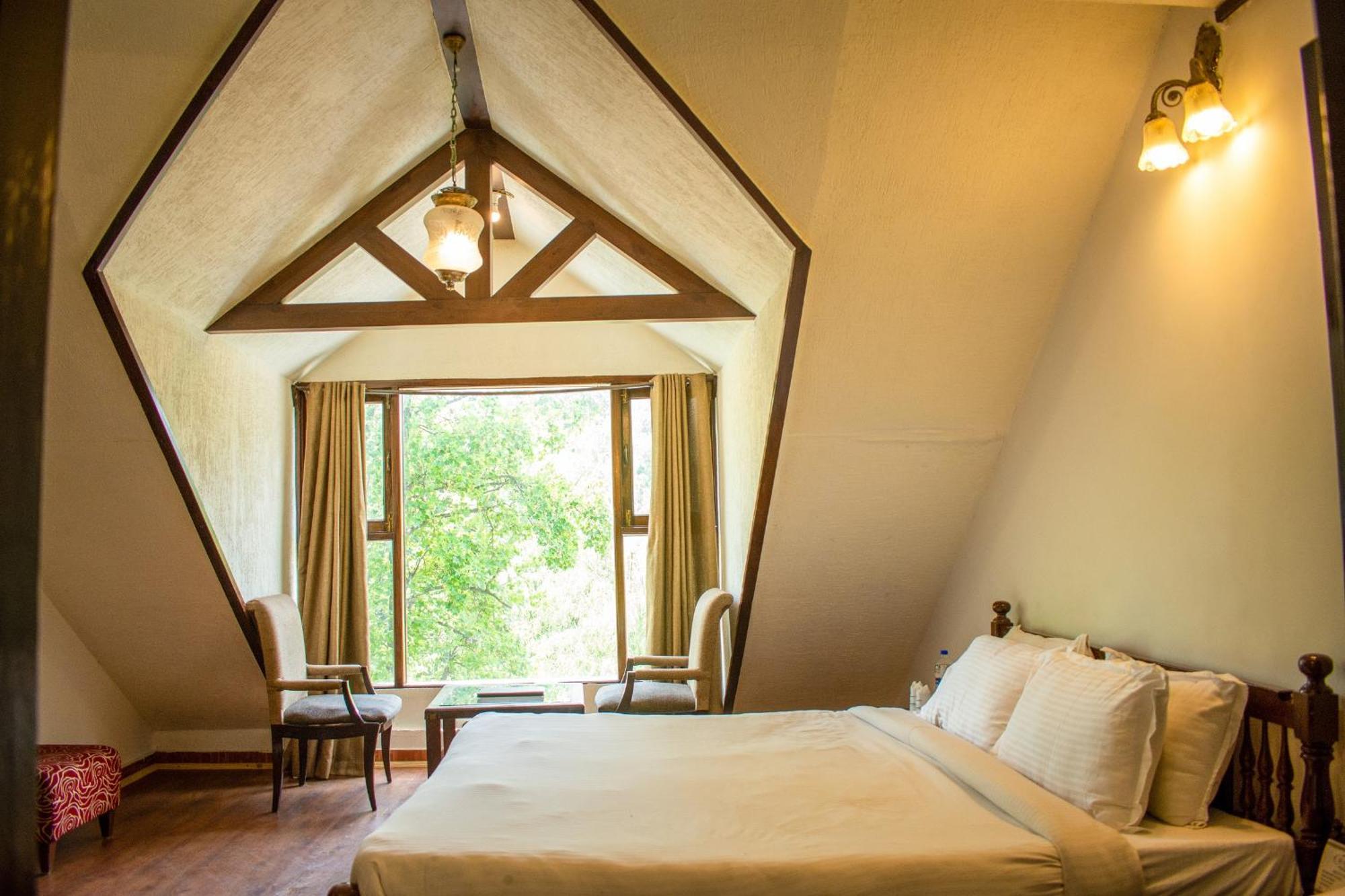 The Whispering Inn Resort And Bar Manāli Екстериор снимка